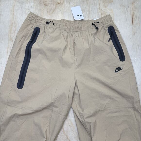 NEW Nike Tech Pack Woven Parachute Joggers Khaki Baggy Mens XL HM7158-297 - Picture 5 of 15